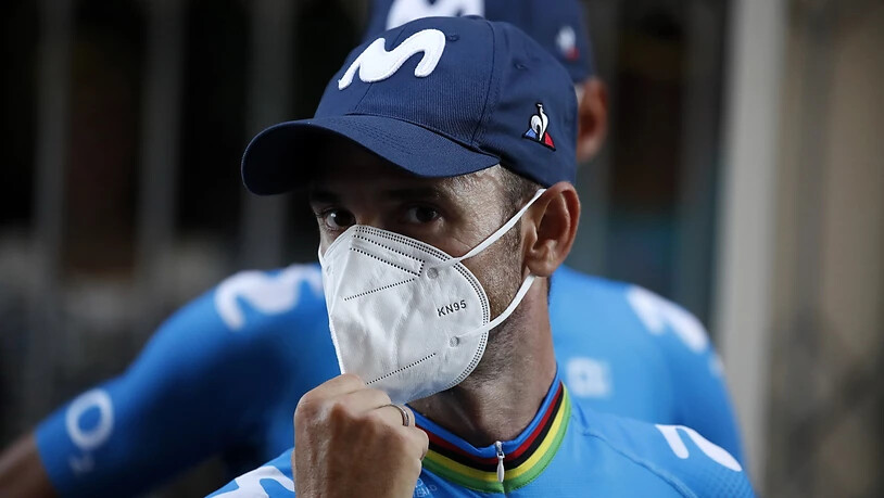 Kann Alejandro Valverde an seinem 41. Geburtstag erneut die Faust ballen? Es wäre  der fünfte Triumph bei Lüttich-Bastogne-Lüttich für den Spanier mit Dopingvergangenheit