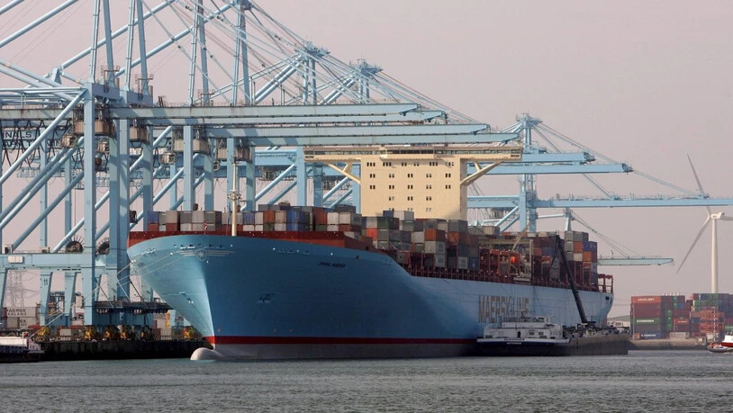 Der dänische Reeder Maersk hat im ersten Quartal 2021 den Gewinn gegenüber dem Vorjahr deutlich gesteigert. Der Konzern profitierte von der starken Nachfrage am Logistikmarkt.(Archivbild)