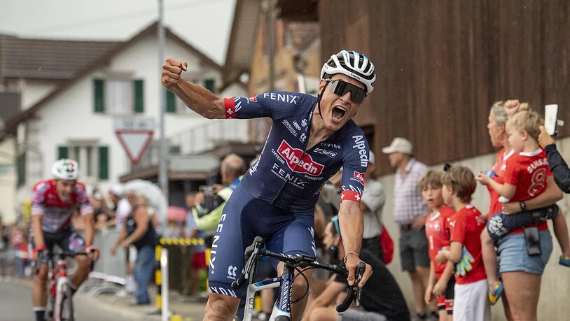 Silvan Dillier gewann vergangenen Sonntag die Schweizer Strassenmeisterschaft und darf nun für ein Jahr das Trikot mit dem Schweizer Kreuz tragen, so auch an seiner persönlich zweiten Tour de France