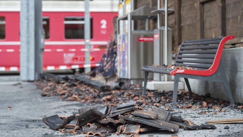 In der Nacht auf den 3. August hat ein Feuer grossen Schaden am Bahnhof Schiers angerichtet.