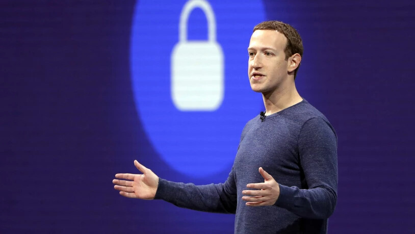Facebook-Chef  Mark Zuckerberg steht nach Anschuldigungen eines ehemaligen Mitarbeiters weiter unter starkem Druck. (Archivbild)