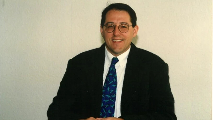Juni 1997: Der Jurist und Sekretär der damaligen Sänitäts- und Fürsorgedirektion wird zum Ratsschreiber gewählt. Das Amt tritt Hansjörg Dürst im Januar 1998 an.