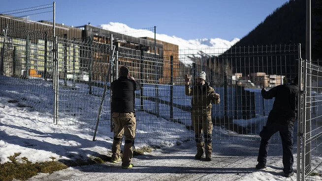 Tausende Sicherheitskräfte schützen den Austragungsort des Weltwirtschaftsforums (WEF) Davos GR. Über 100 völkerrechtliche geschützte Personen bewegen sich ab Montag hier.