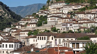 Berat in Albanien ist die Heimat von Bekim* und der Drogenmafia, deren Händler von Glarus Nord aus Heroin verkaufen.